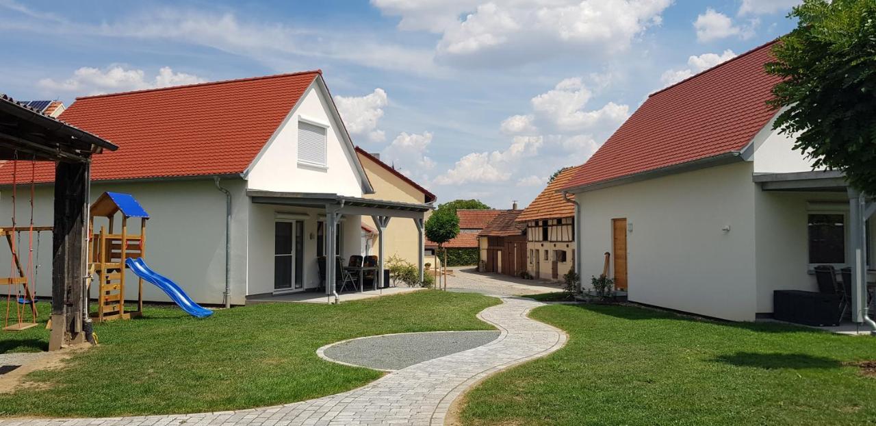 Ferienhaeuser May Weigenheim Εξωτερικό φωτογραφία